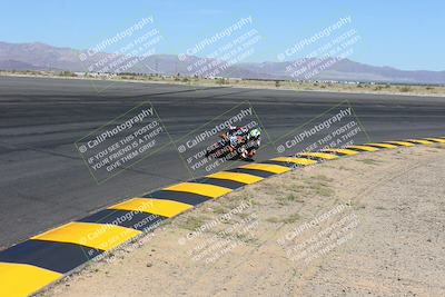 media/May-06-2024-Moto Forza (Mon) [[b33359f27d]]/1-Advanced/Session 2 (Bowl)/